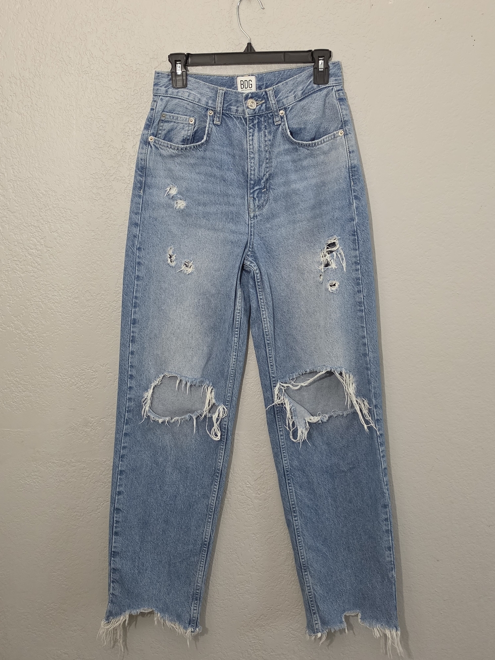 BDG High-Rise Baggy Distressed Light Wash Jeans 100% Cotton Womens 26